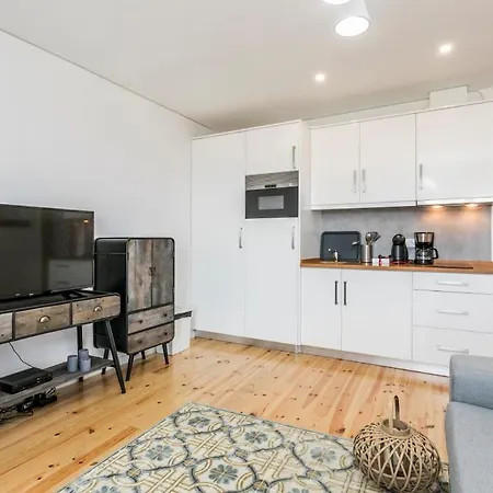 Santo Estevao By Spoton Apartment