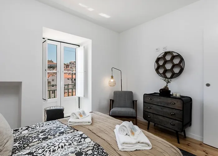 Santo Estevao By Spoton * Lisboa