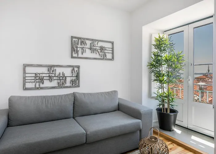 Santo Estevao By Spoton Lisboa